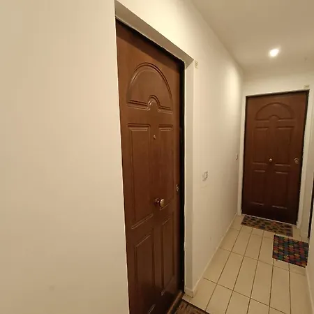 Apartment And Eracle *